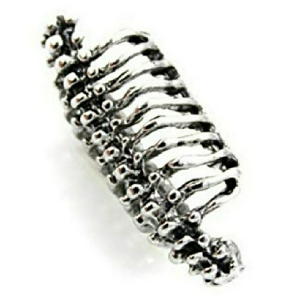 🦴 Spine Ear Cuff - Picture 2 of 5
